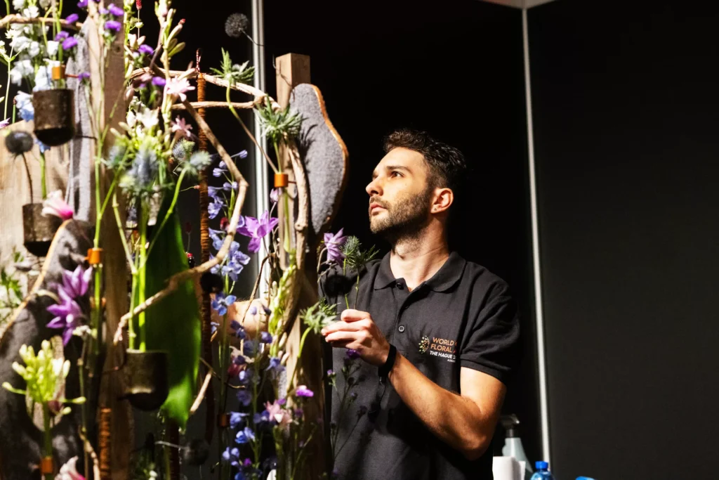 Bühne des Floral-Art-Wettbewerbs