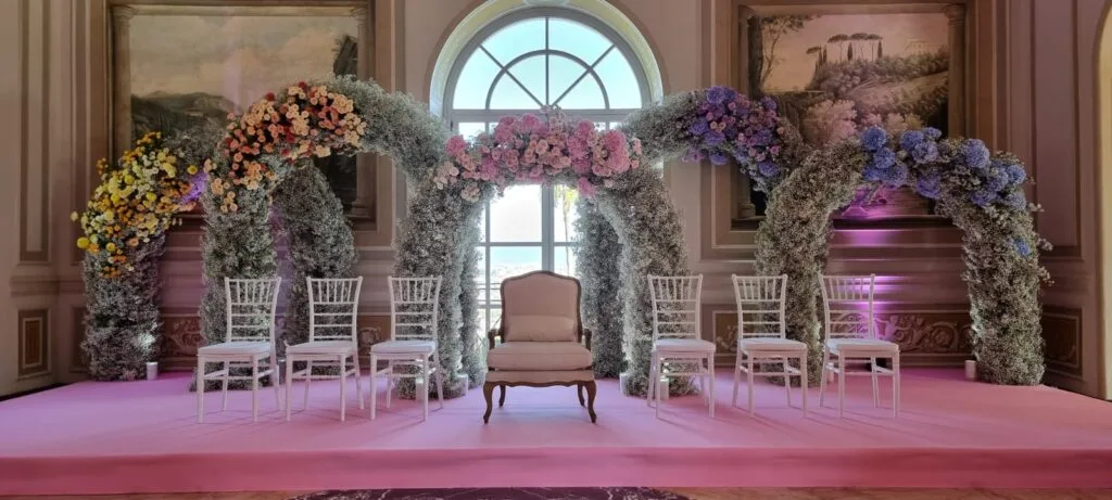 Flexyno bei der Arbeit an hochwertigem Floraldesign